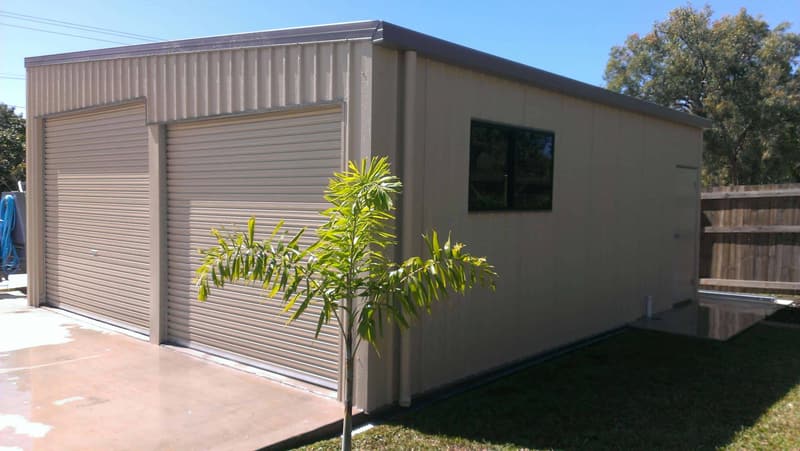Double Roller Garage with side Window